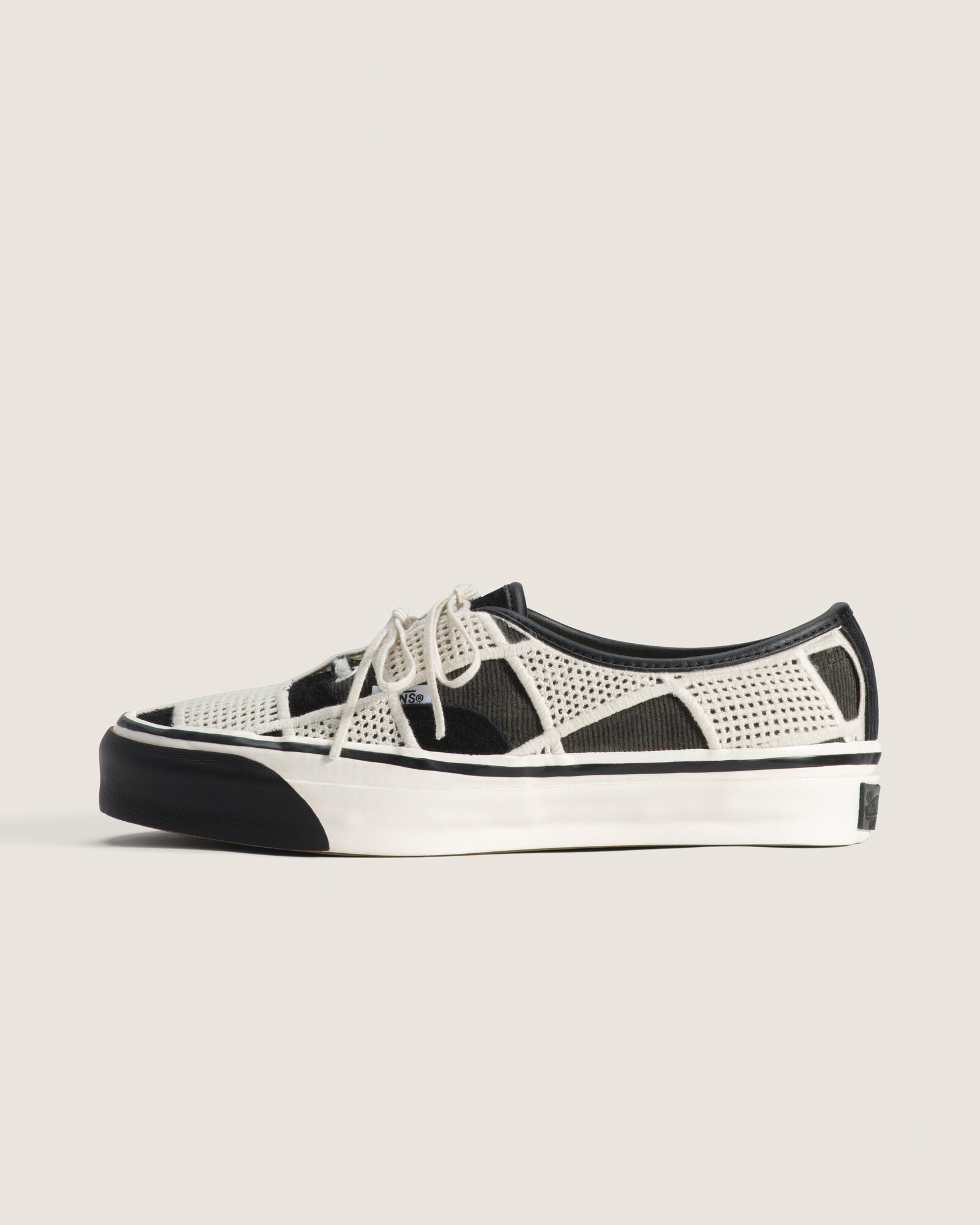 Tênis Authentic Lx Black Egret
